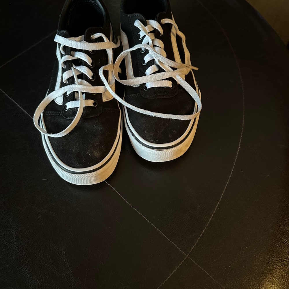 Vans black/white women’s sneakers size 8.5